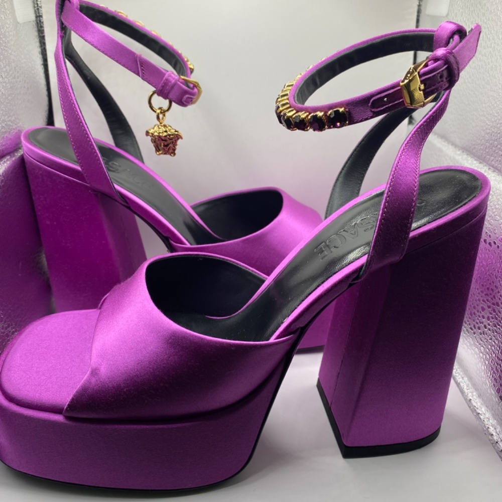 Versace purple platform sandal - Picture 9 of 11